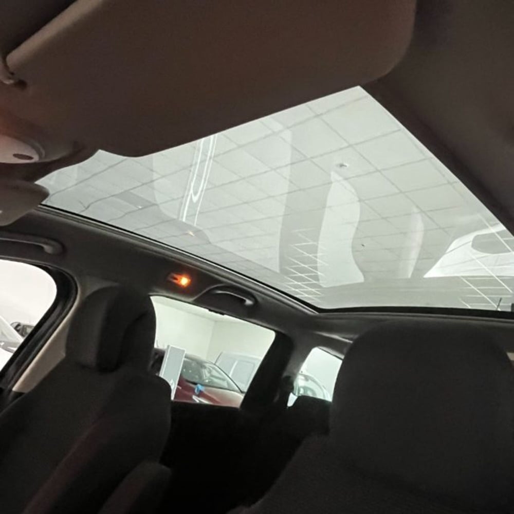 Peugeot 5008 usata a Oristano (14)
