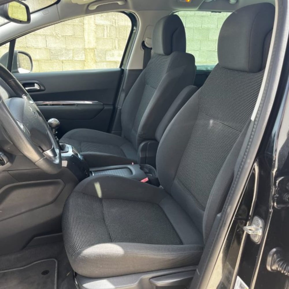Peugeot 5008 usata a Oristano (15)