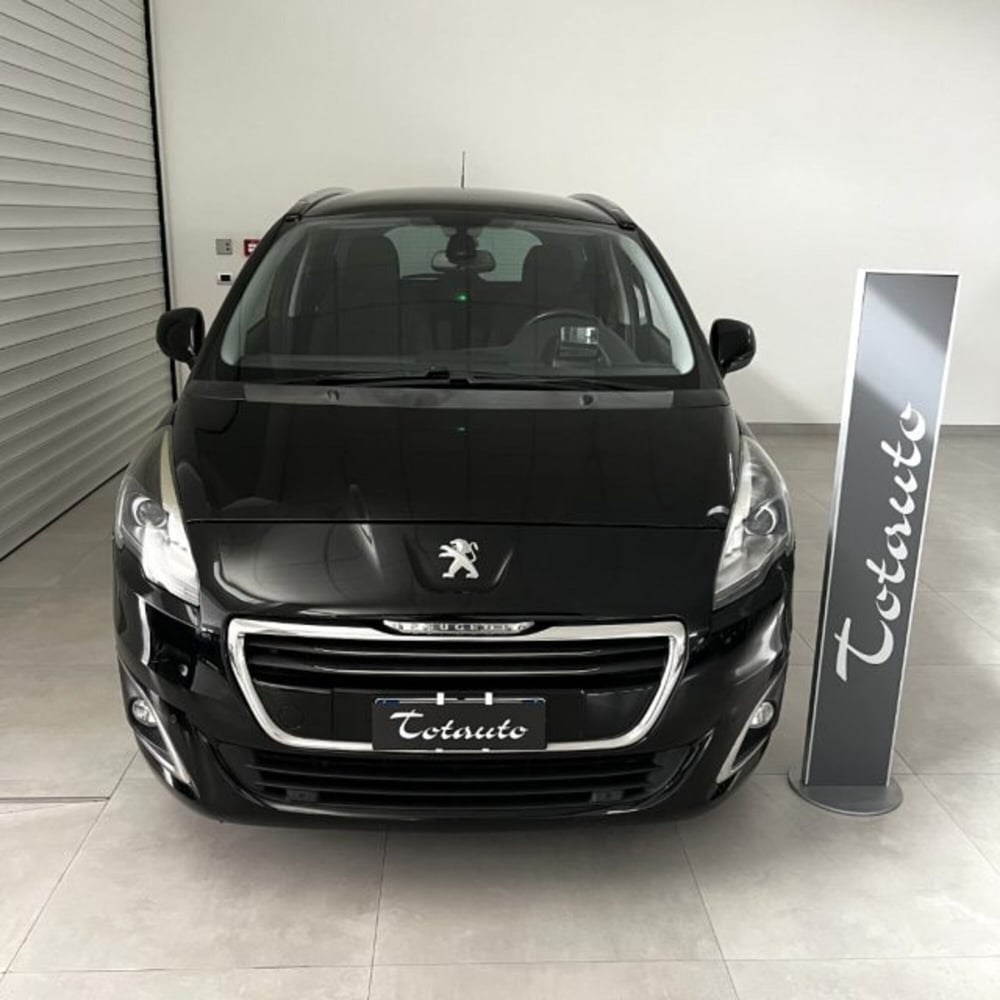 Peugeot 5008 usata a Oristano (2)