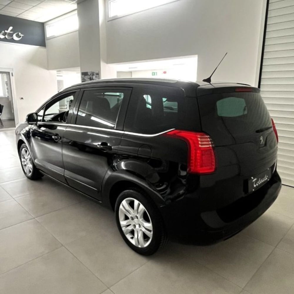 Peugeot 5008 usata a Oristano (5)