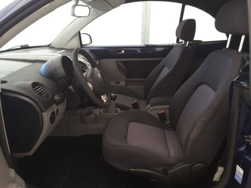 Volkswagen New Beetle Cabrio usata a Firenze (5)