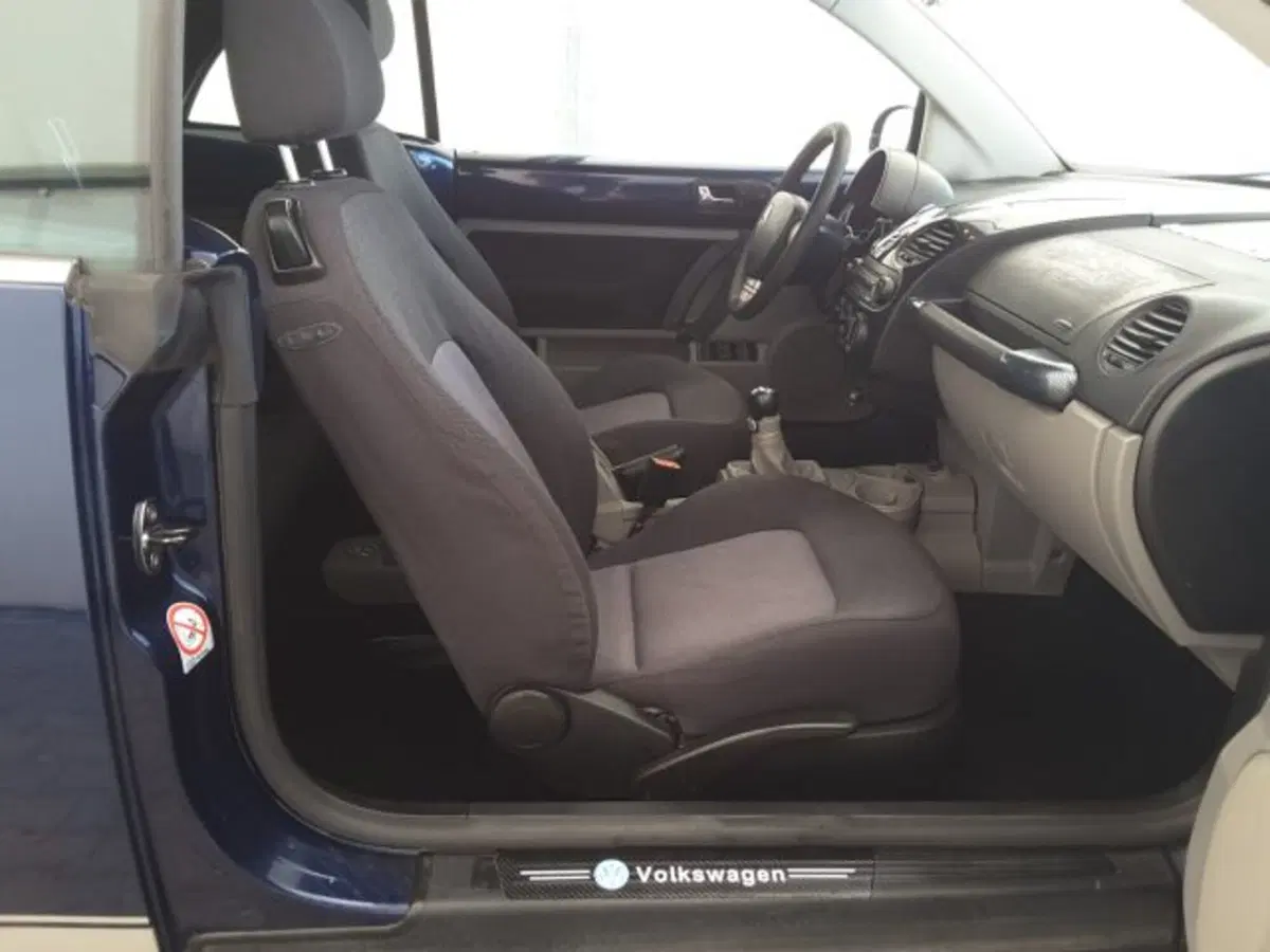 Volkswagen New Beetle Cabrio usata a Firenze (7)