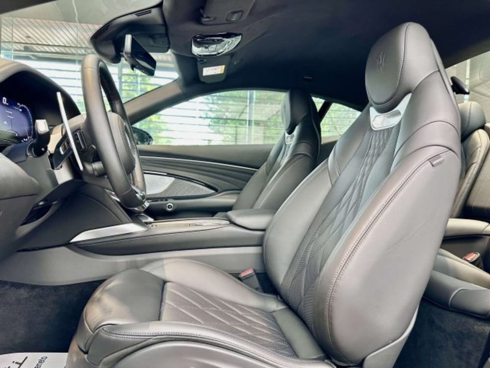 Maserati Granturismo nuova a Torino (10)