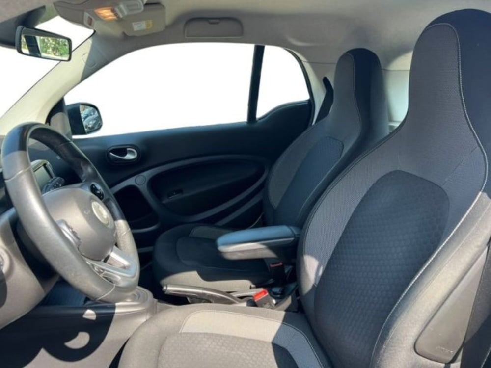 smart Fortwo usata a Lecce (14)