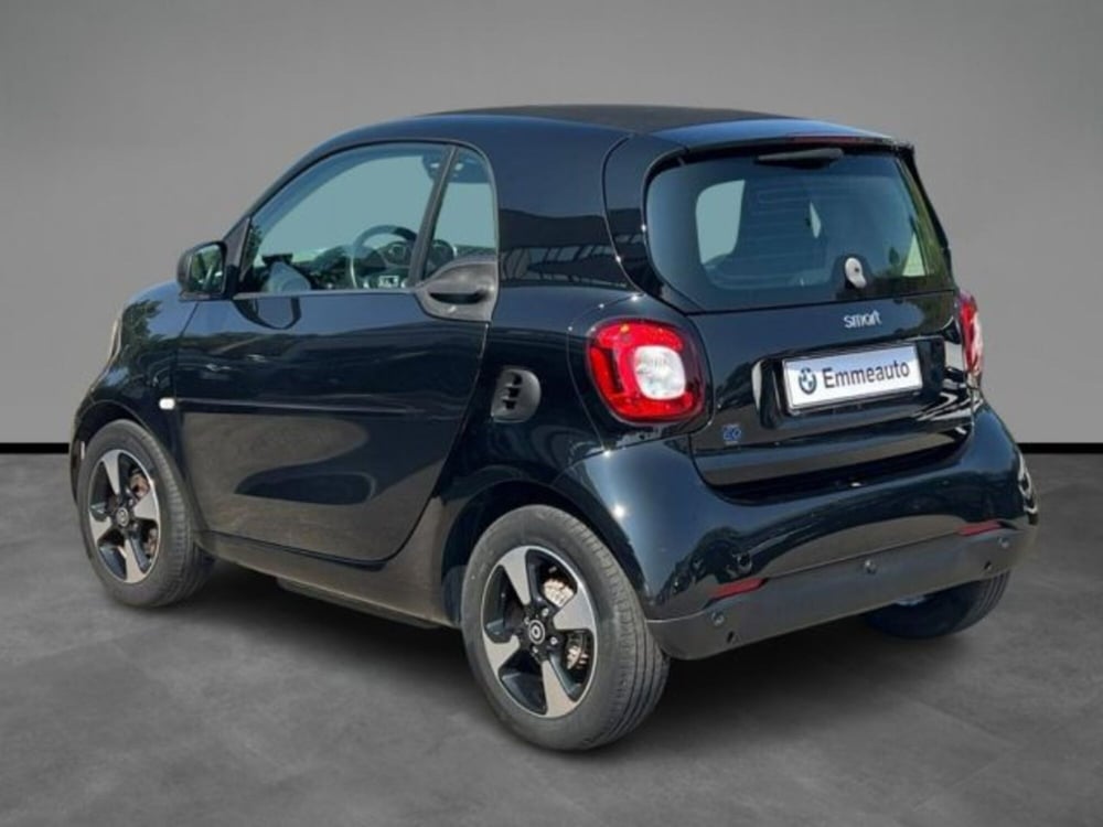 smart Fortwo usata a Lecce (3)