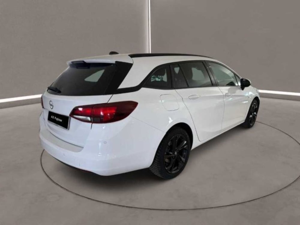 Opel Astra Station Wagon usata a Caltanissetta (4)