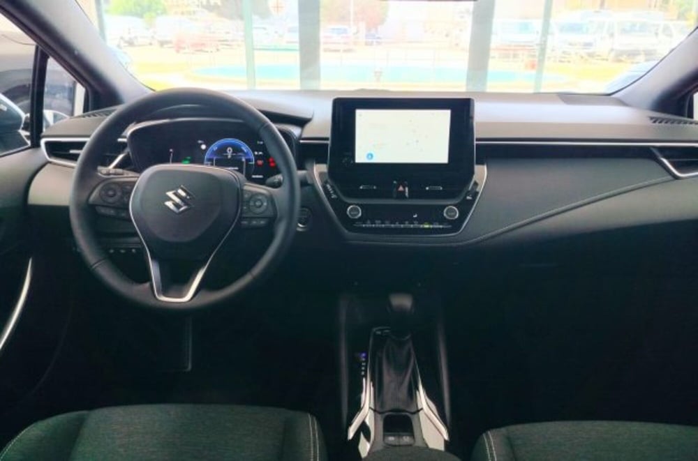 Suzuki Swace nuova a Oristano (12)