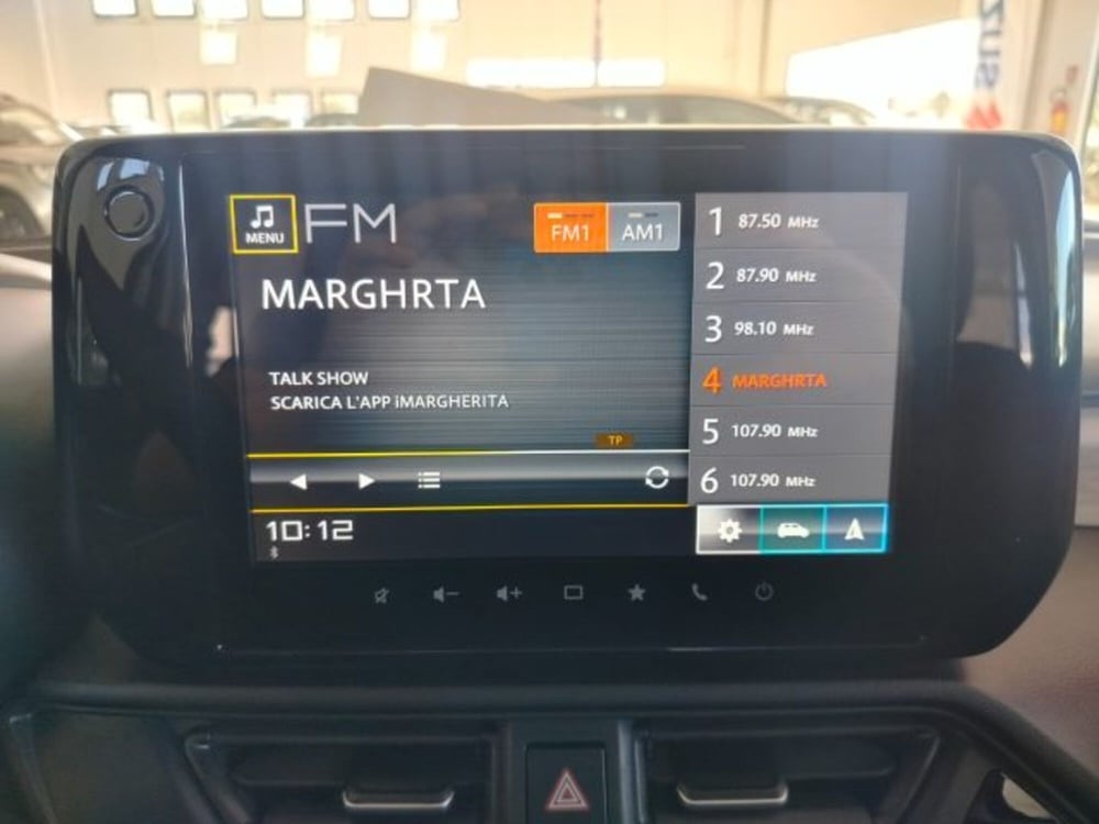 Suzuki Swift nuova a Oristano (12)
