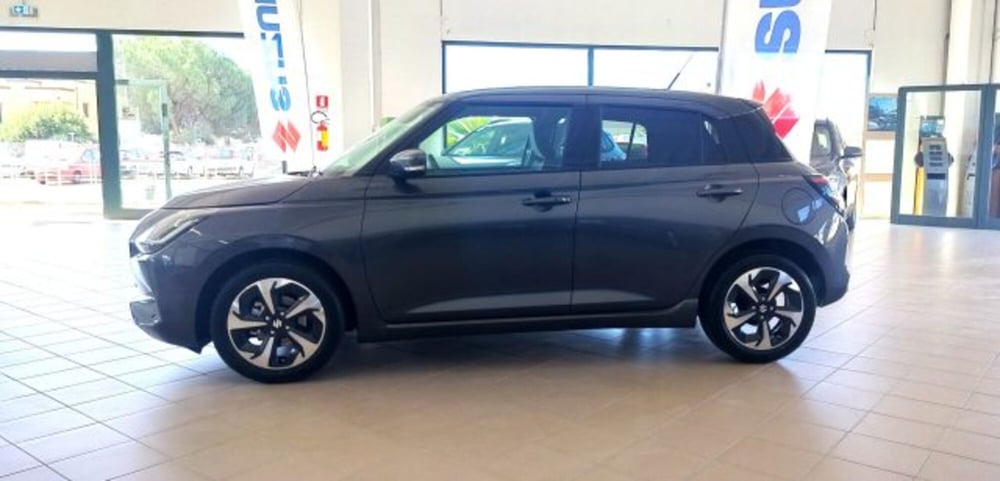 Suzuki Swift nuova a Oristano (2)