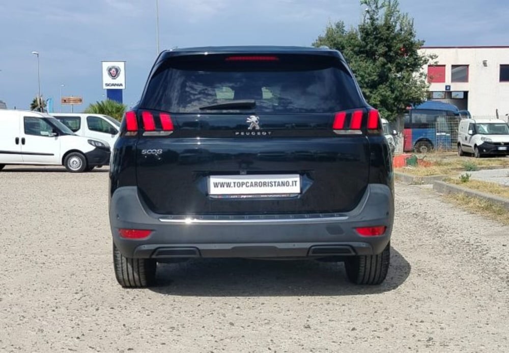 Peugeot 5008 usata a Oristano (7)