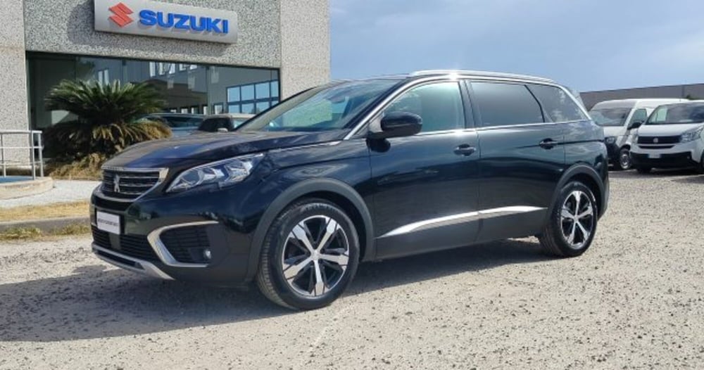 Peugeot 5008 usata a Oristano (8)