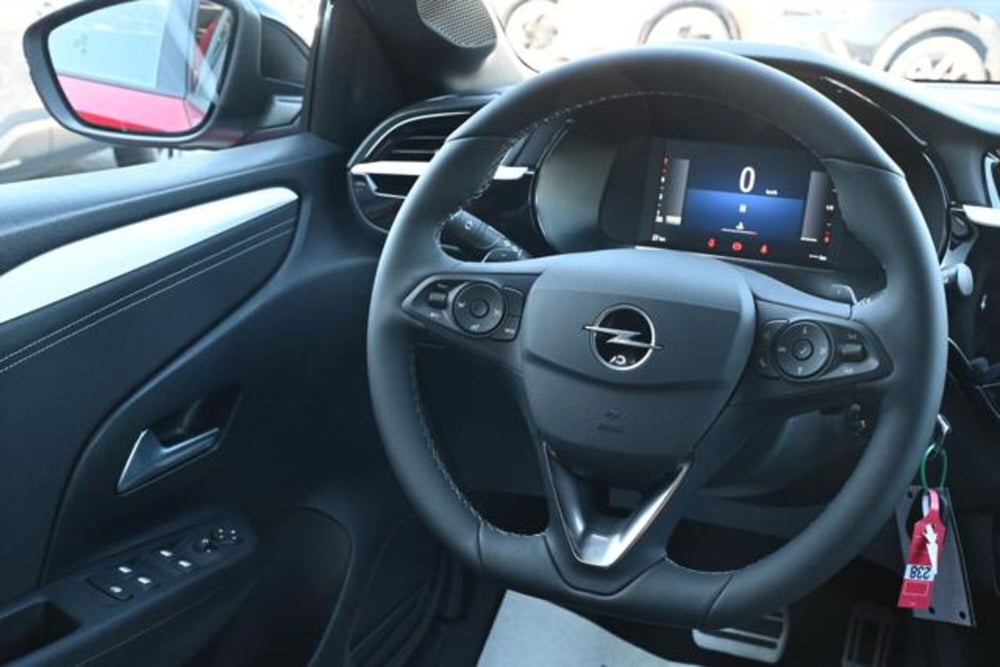 Opel Corsa nuova a Torino (20)