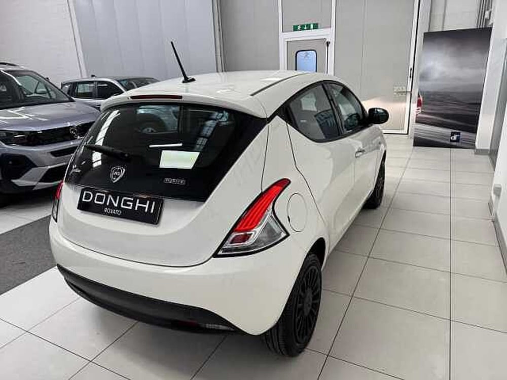 Lancia Ypsilon usata a Brescia (6)
