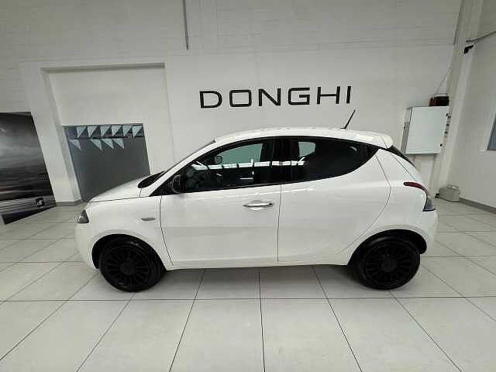 Lancia Ypsilon usata a Brescia (7)