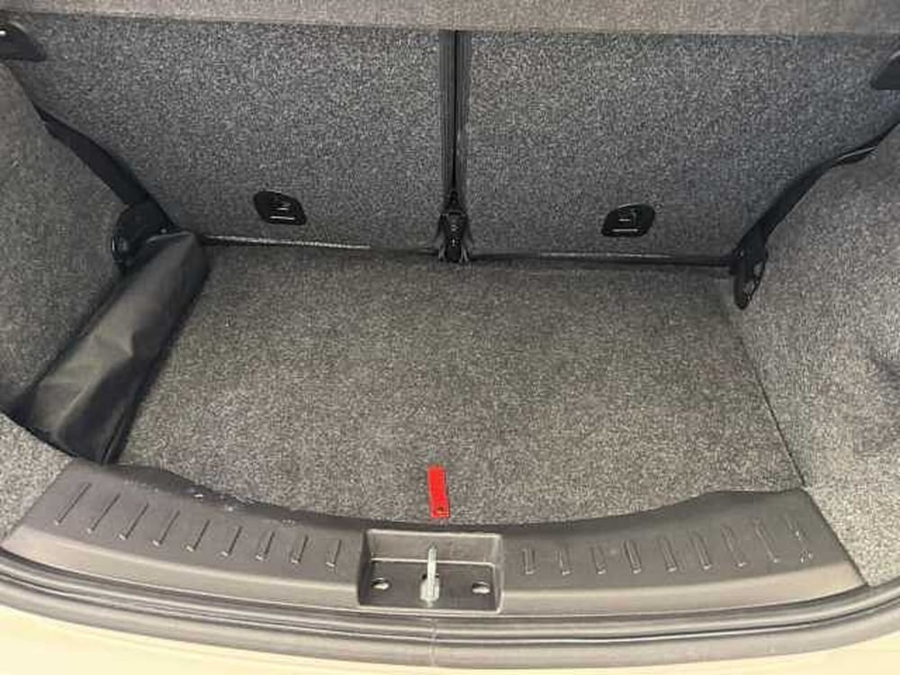 Lancia Ypsilon usata a Brescia (9)