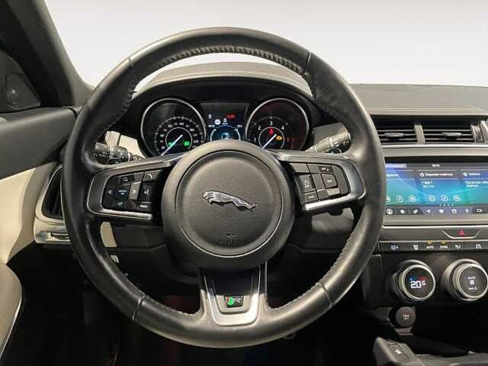 Jaguar E-Pace usata a Ravenna (13)