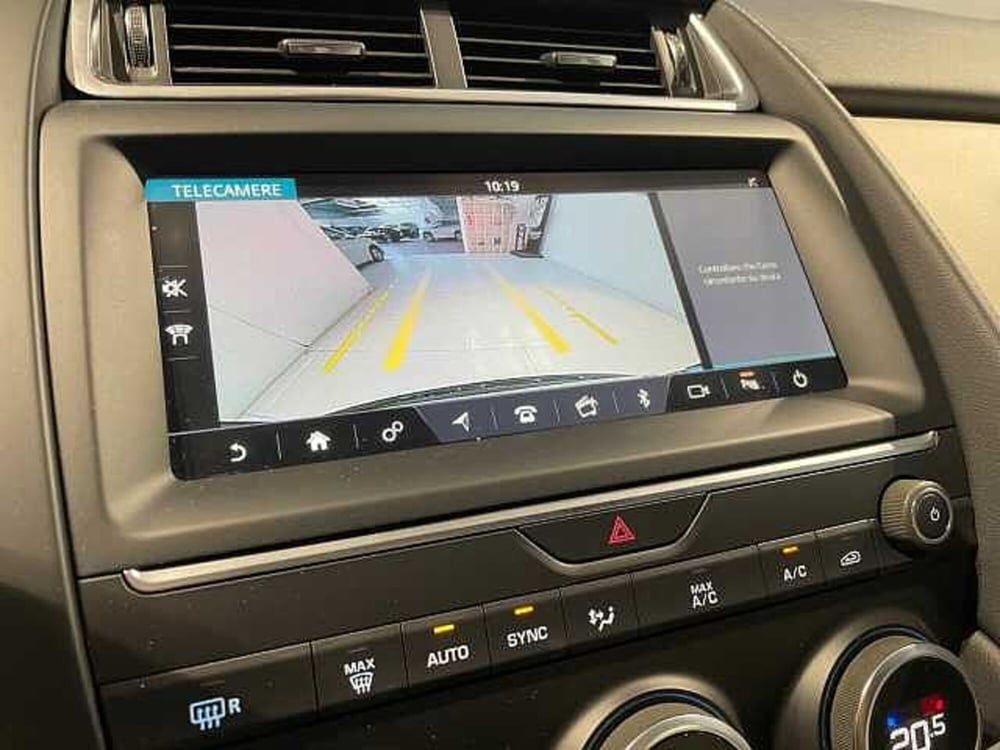 Jaguar E-Pace usata a Ravenna (17)