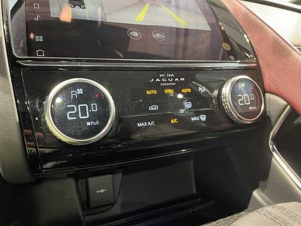 Jaguar E-Pace usata a Ravenna (19)