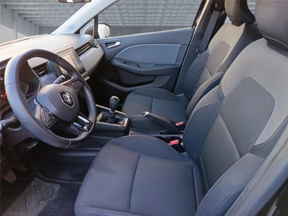 Renault Clio usata a Bari (10)