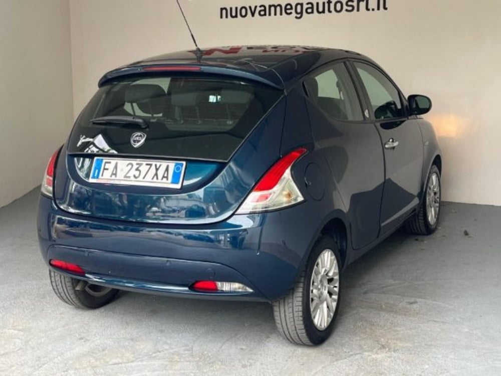 Lancia Ypsilon usata a Trapani (5)
