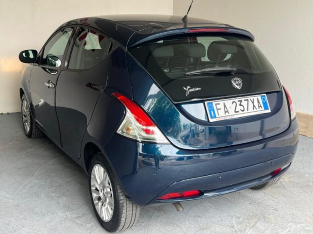 Lancia Ypsilon usata a Trapani (7)