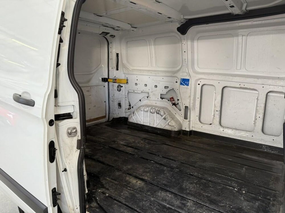 Ford Transit Custom Furgone usata a Monza e Brianza (9)