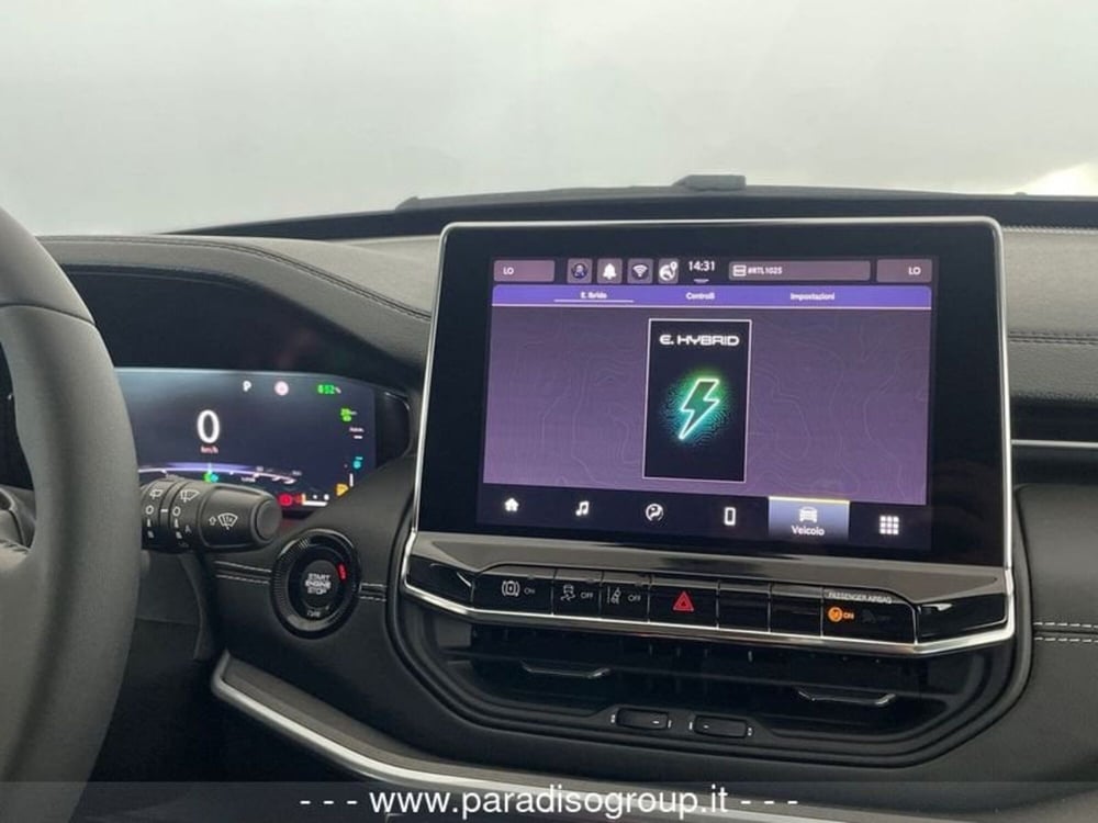 Jeep Compass nuova a Catanzaro (17)