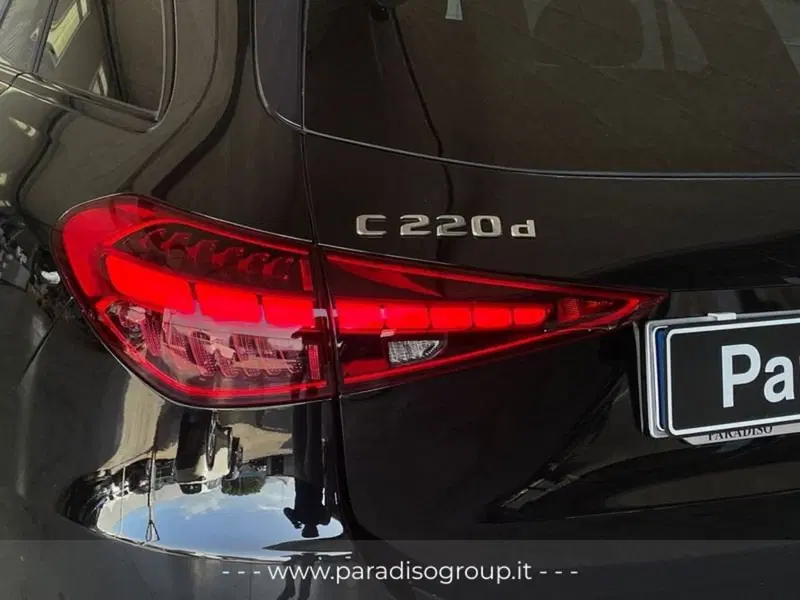 Mercedes-Benz Classe C Station Wagon nuova a Catanzaro (7)
