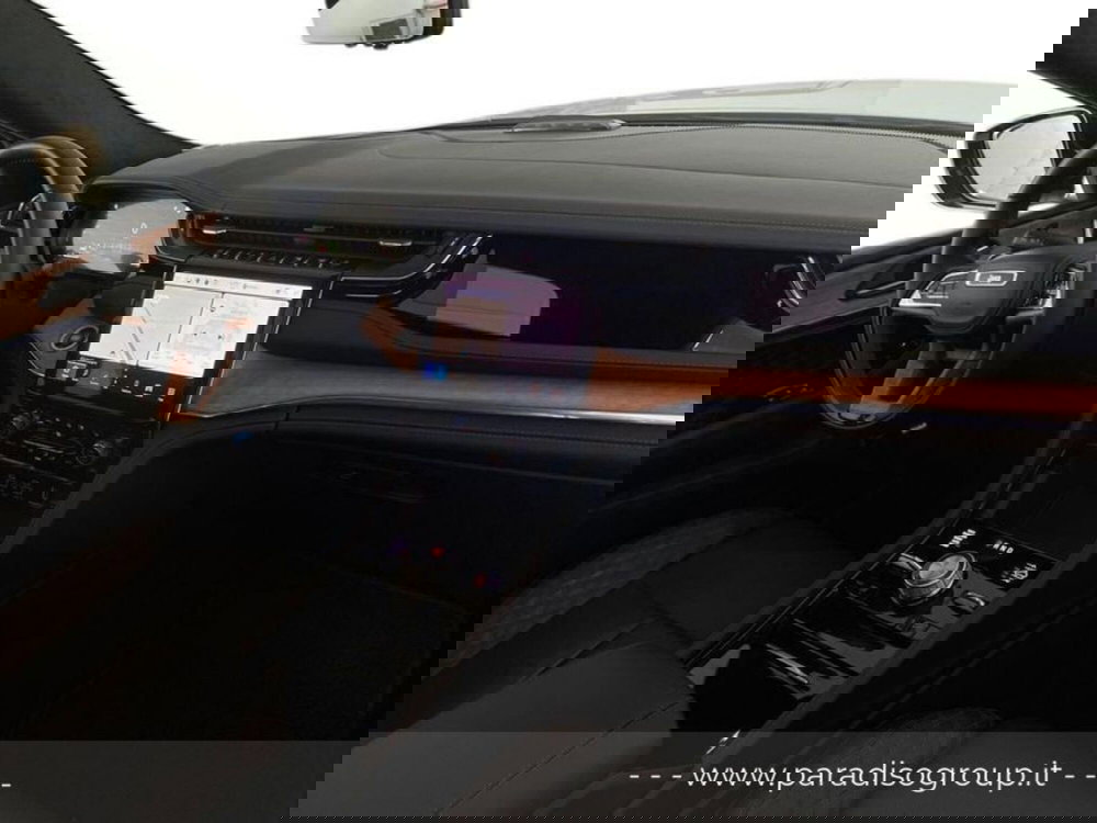 Jeep Grand Cherokee nuova a Catanzaro (19)