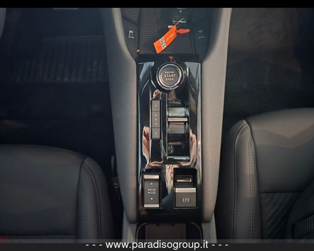 Alfa Romeo Junior nuova a Catanzaro (11)