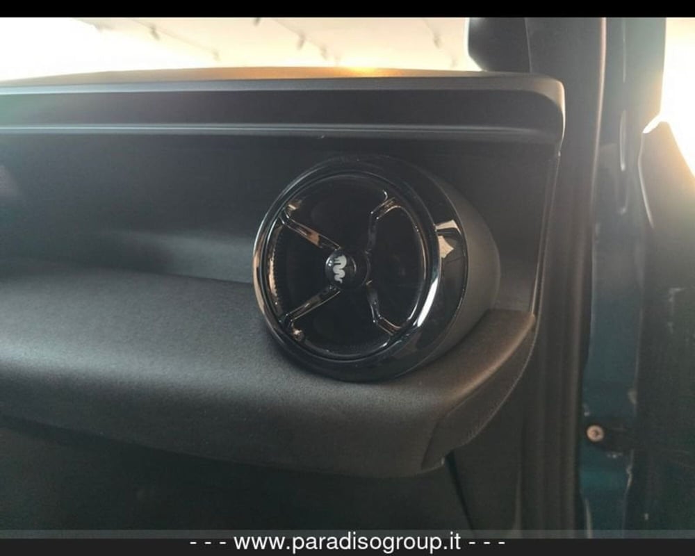 Alfa Romeo Junior nuova a Catanzaro (12)