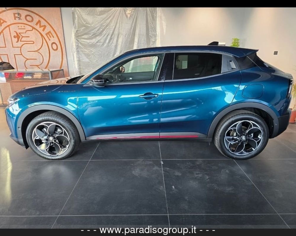 Alfa Romeo Junior nuova a Catanzaro (3)
