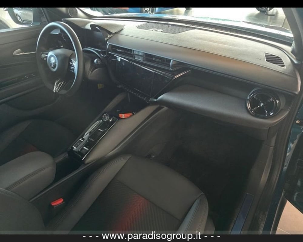 Alfa Romeo Junior nuova a Catanzaro (7)