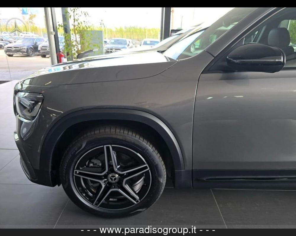 Mercedes-Benz GLB nuova a Catanzaro (18)