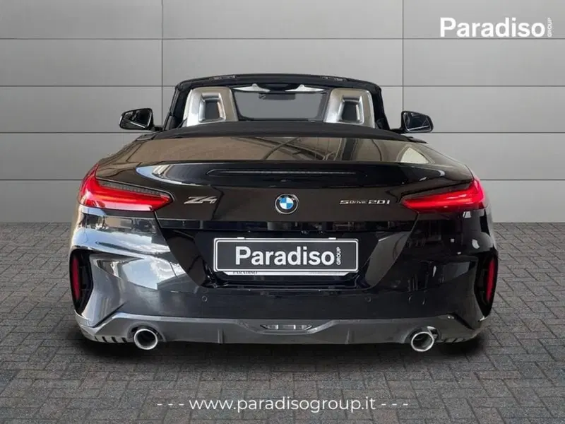 BMW Z4 Cabrio nuova a Catanzaro (4)