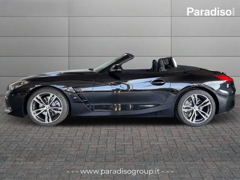 BMW Z4 Cabrio nuova a Catanzaro (6)