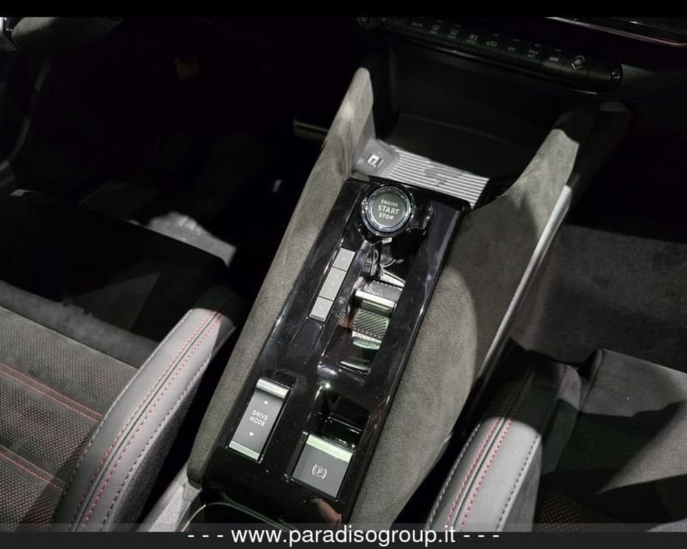 Alfa Romeo Junior nuova a Catanzaro (11)