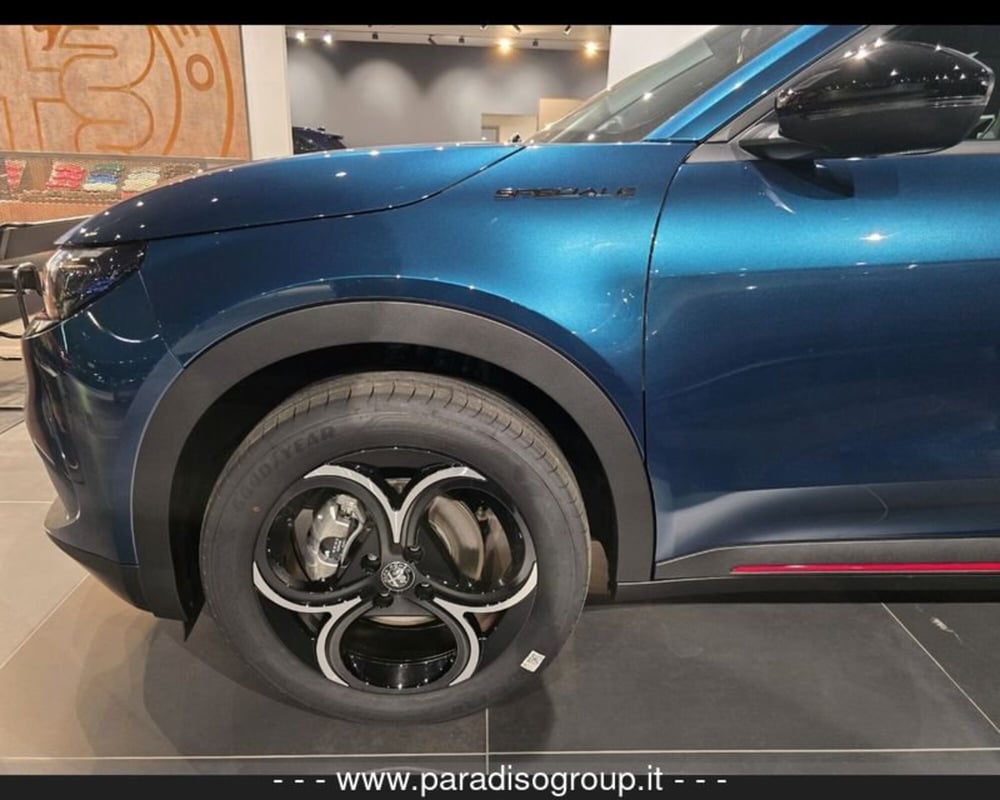 Alfa Romeo Junior nuova a Catanzaro (20)
