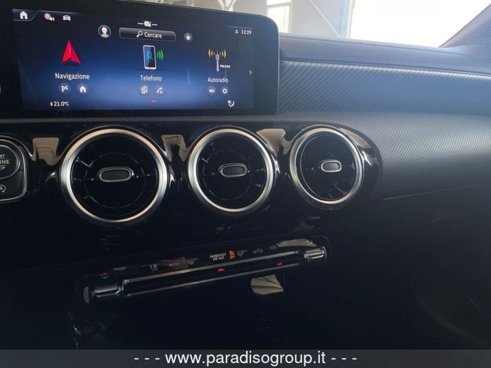 Mercedes-Benz CLA Shooting Brake usata a Catanzaro (12)