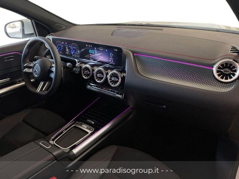 Mercedes-Benz EQA nuova a Catanzaro (15)