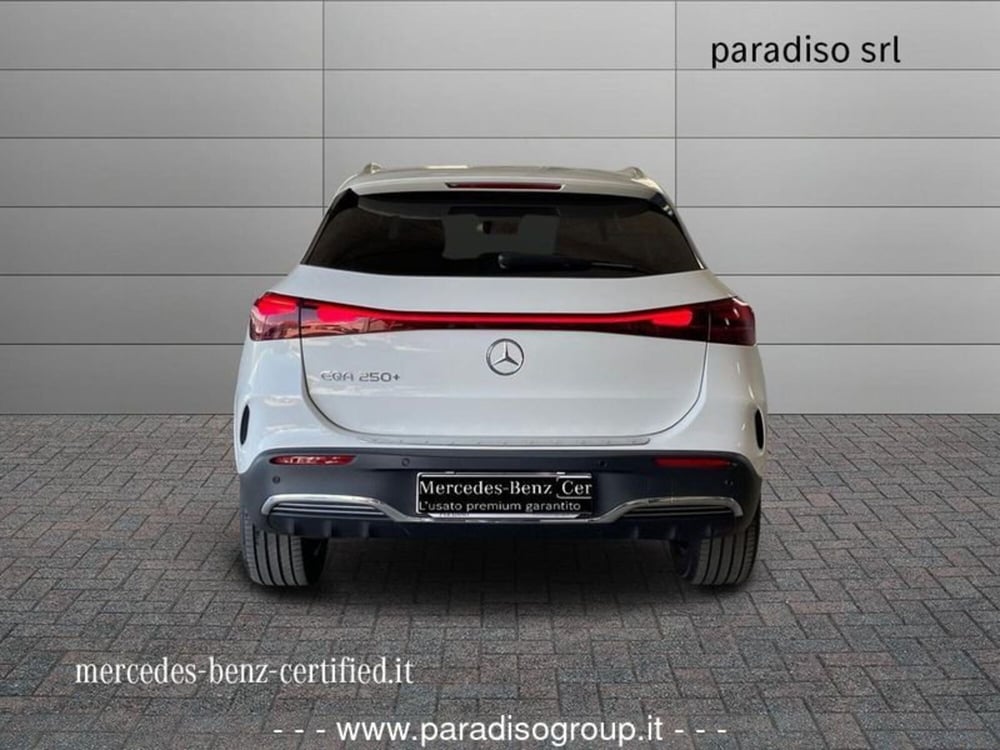 Mercedes-Benz EQA nuova a Catanzaro (4)