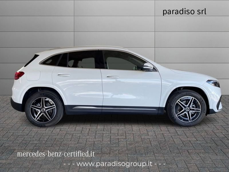 Mercedes-Benz EQA nuova a Catanzaro (5)