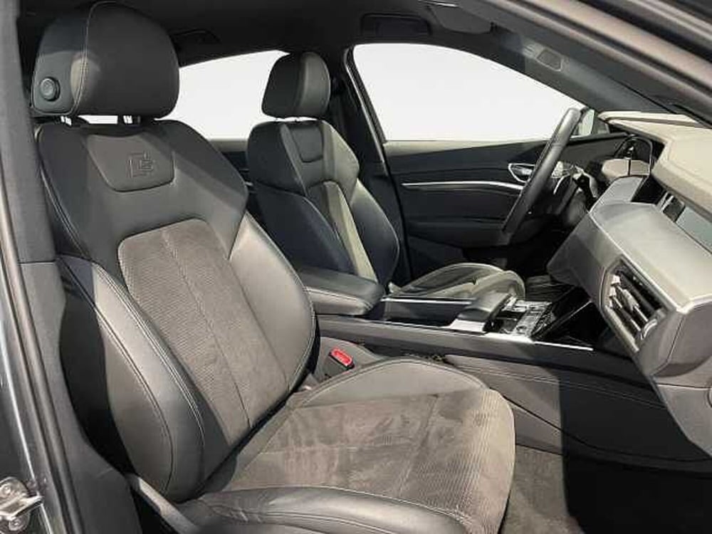 Audi e-tron Sportback usata a Ravenna (10)