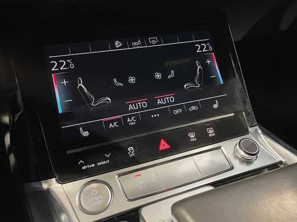 Audi e-tron Sportback usata a Ravenna (16)
