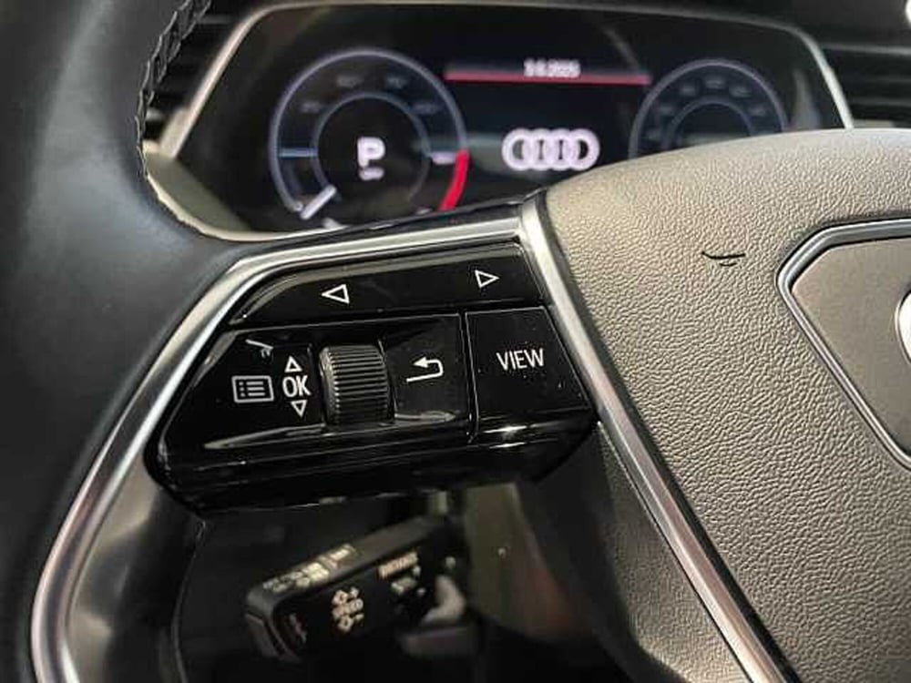 Audi e-tron Sportback usata a Ravenna (19)