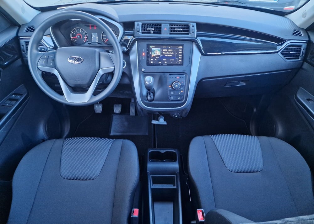 Mahindra KUV100 nuova a Torino (10)