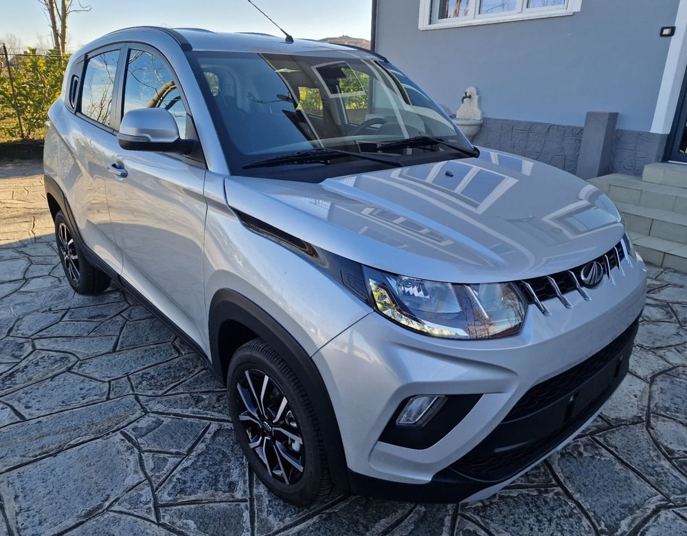 Mahindra KUV100 nuova a Torino (2)
