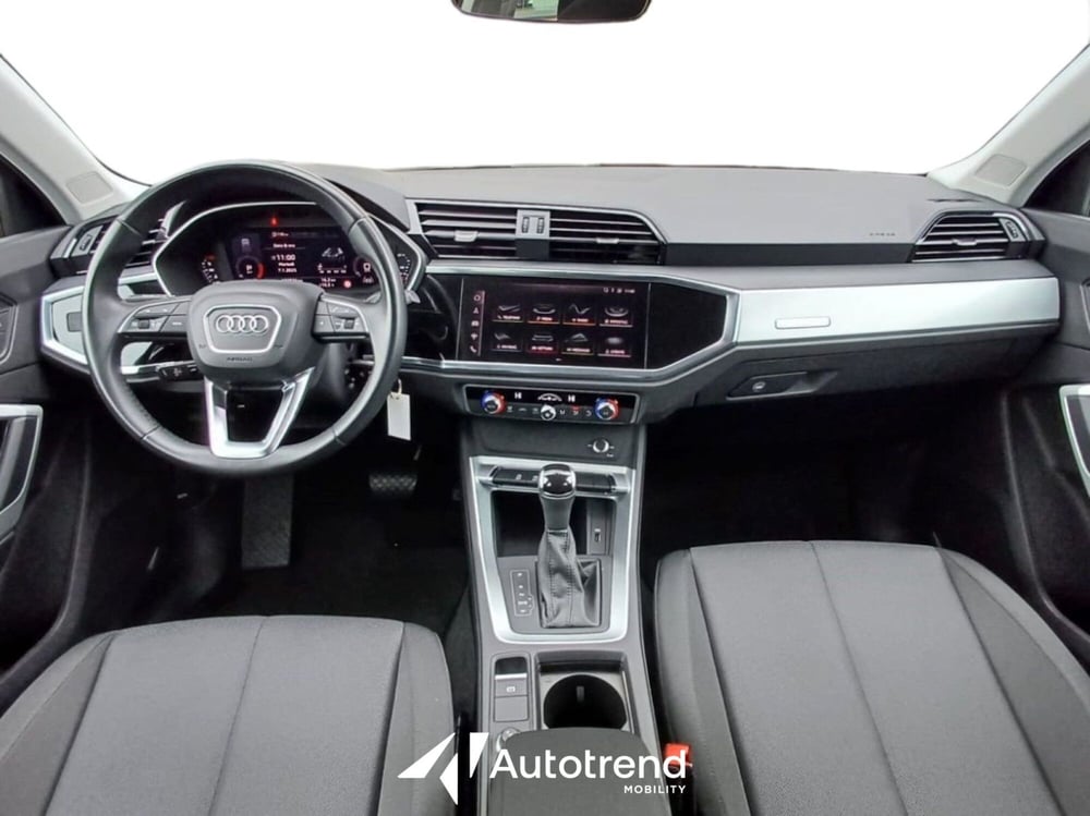 Audi Q3 usata a Bari (8)