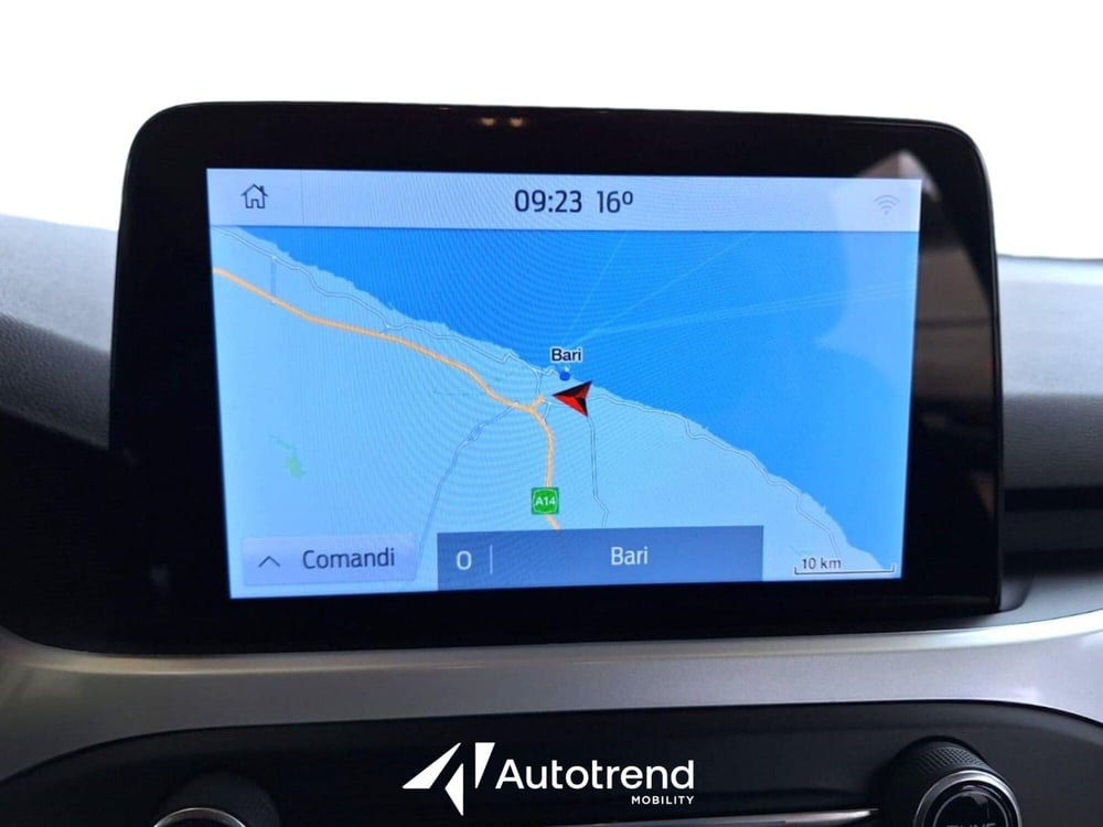 Ford Focus Station Wagon usata a Bari (10)