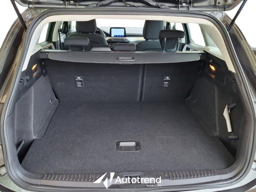Ford Focus Station Wagon usata a Bari (13)